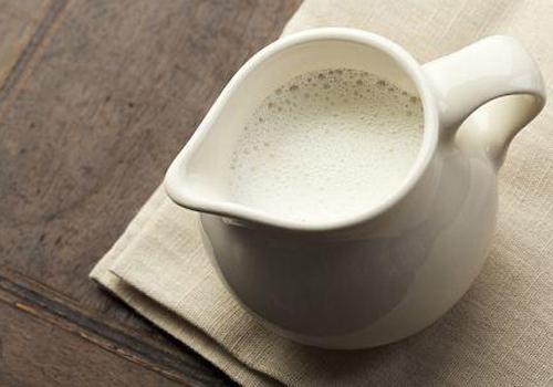 喝牛奶拉肚子怎么缓解（喝牛奶拉肚子有什么方法解决）