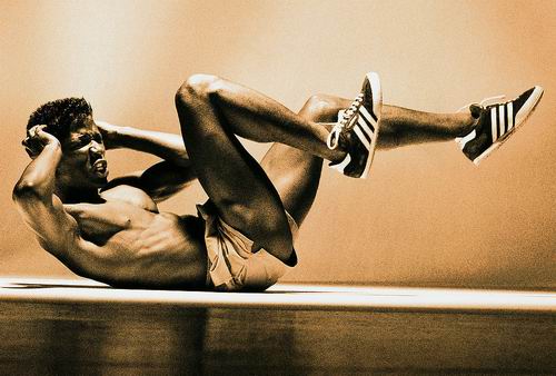 做仰卧起坐的最佳时间竟然是大晚上 适合做仰卧起坐的时间