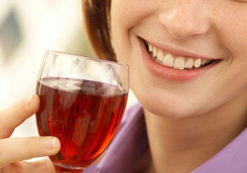脑梗塞可以喝红酒吗 脑梗塞患者能喝红酒吗