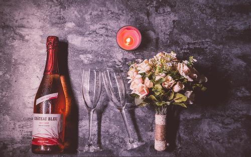 乙肝病毒携带者可以喝葡萄酒吗(乙肝携带病毒的人能喝葡萄酒吗)