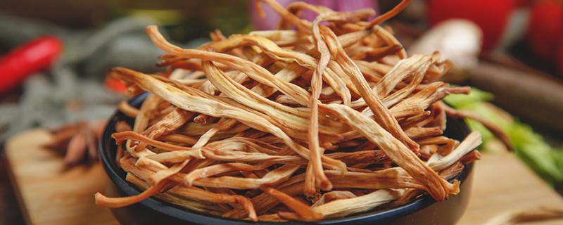 黄花菜为什么要吃干的（我们为什么吃干的黄花菜）