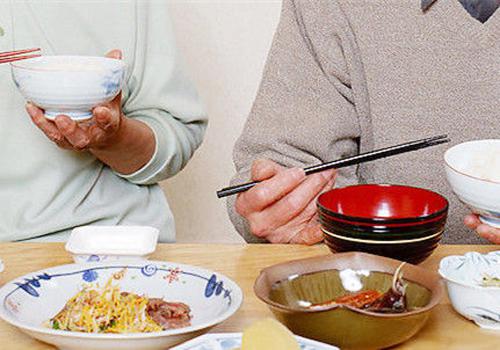 癌症离嘴其实很近，饮食6招有效防癌 肺癌有忌嘴的食物吗