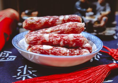 腊肠晒干还是阴干 腊肠是暴晒还是阴干