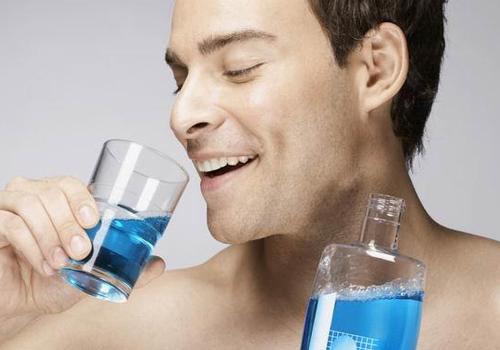 漱口水的妙用 漱口水什么功效