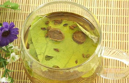 荷叶泡水喝的功效与作用 桑叶荷叶泡水喝的功效与作用