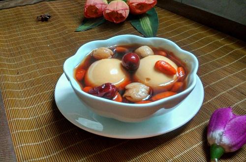 口腔溃疡喝什么汤好（口腔溃疡喝什么汤好得快）