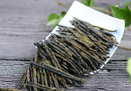 苦丁茶去口臭吗（喝苦丁茶可以去狐臭吗）