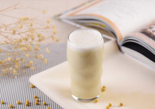 常喝豆浆的好处和坏处（女人经常喝豆浆的好处和坏处）