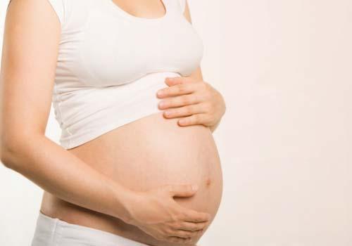 胎盘低置还能顺产吗（胎盘低置还能顺产吗?）