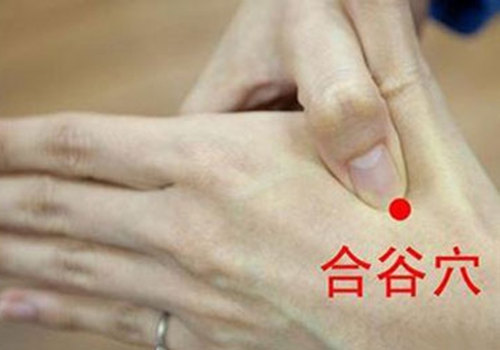 女性拔罐位置图图解（女性腹部拔罐示意图 位置图）