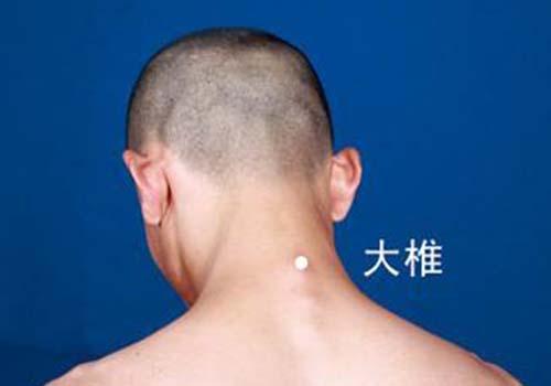 发烧搓哪个部位退烧快(发烧搓哪个部位退烧快图解)