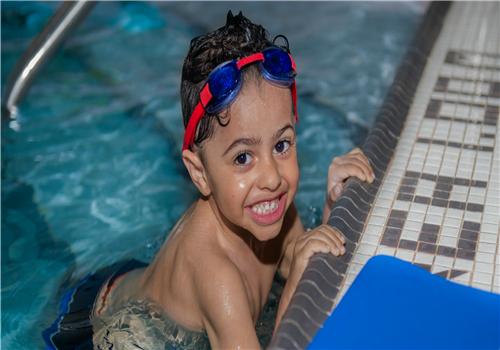 游泳多久会有减肥效果(游泳多久能达到减肥的效果)