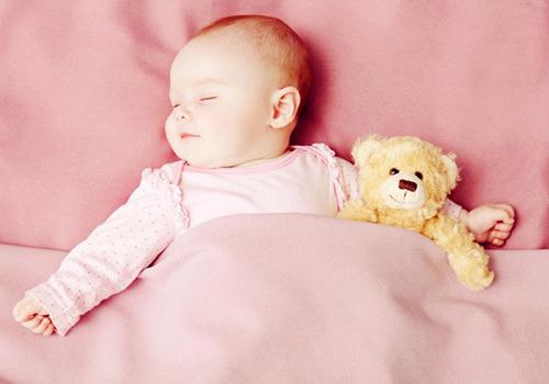 婴儿屁股有硬块怎么办(宝宝有硬块怎么办)