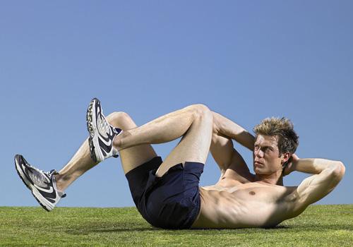 每天做50个仰卧起坐能减肚子吗 一天50个仰卧起坐多久能减肚子