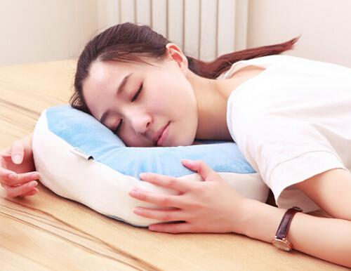 午睡后头疼是怎么回事（午睡之后头疼是什么原因）