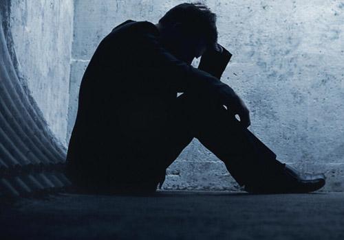 患上抑郁症是什么原因 抑郁症有哪些危害