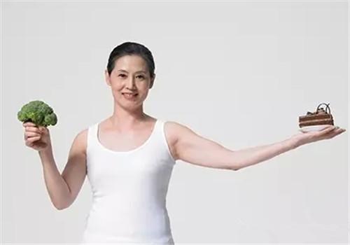 绝经前的症状有哪些（绝经的前兆是什么症状）