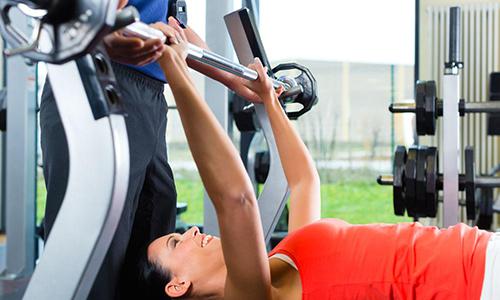 卧推可以丰胸吗 卧推能丰胸吗