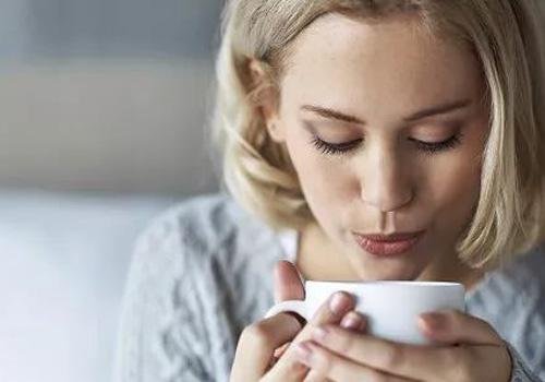 哺乳期脸上斑怎么调理（哺乳期脸上斑怎么调理好）