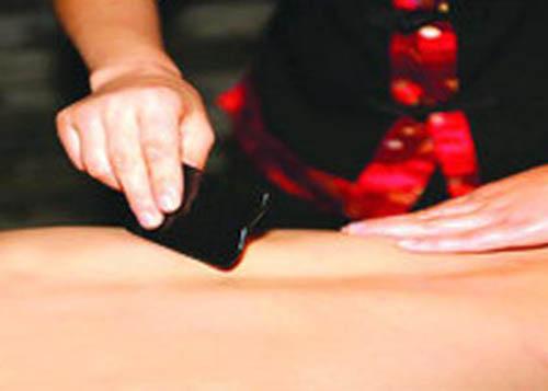 刮痧的注意事项有哪些（刮痧的注意事项有哪些禁忌）