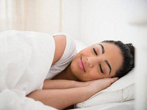 快速入睡小窍门 怎样快速入睡小窍门