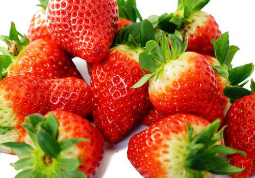 山楂能和草莓一起吃吗 草莓能不能与枸杞同吃