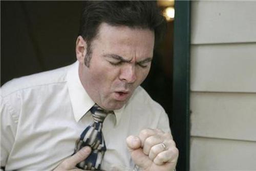 咳嗽胸闷气短呼吸困难怎么回事（感冒咳嗽胸闷气短呼吸困难怎么回事）