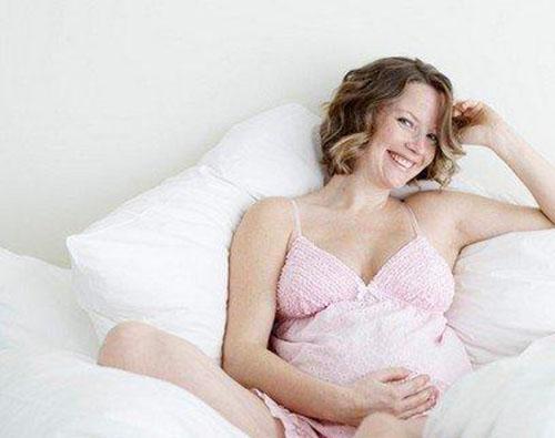 乳腺癌症状（乳腺癌症状表现有哪些症状）