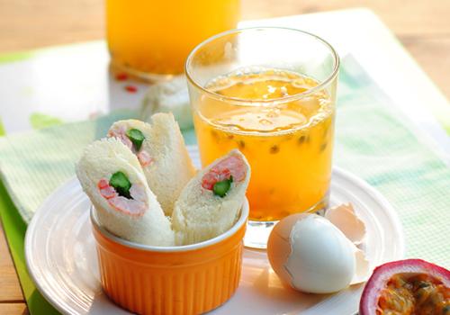 百香果蜂蜜水孕妇可以喝吗（孕妇能喝百香果蜂蜜水不）