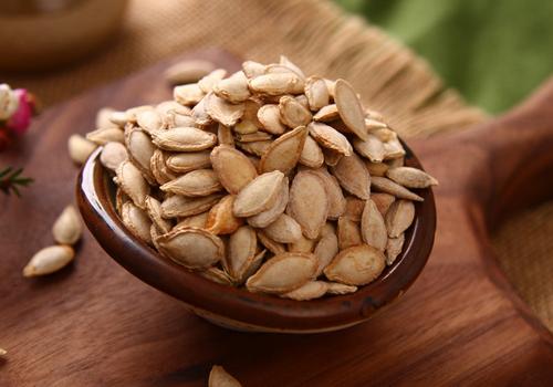 前列腺增生吃什么食物好（前列腺增生吃什么食物好?）