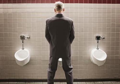 尿频为什么还要多喝水 真的没有问题吗