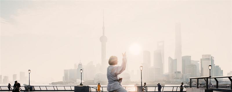 晨练适合什么运动(晨练适合什么运动方式)