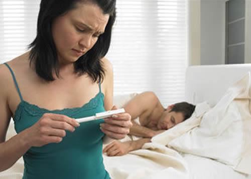 假性怀孕是什么意思 两条杠假性怀孕是什么意思