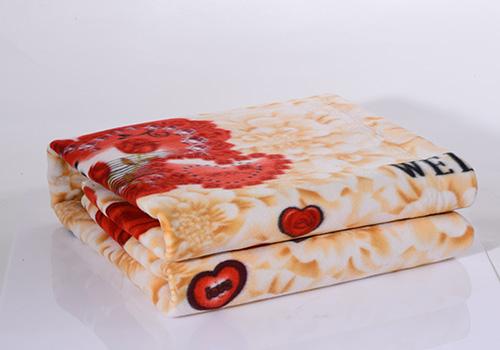 电热毯是铺在床单下吗 电热毯是铺在床单下吗为什么