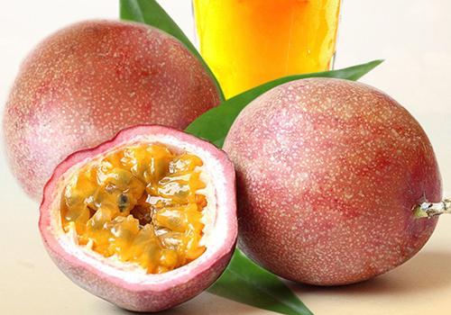 百香果拉肚子能吃吗（拉肚可以喝百香果吗）