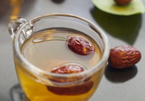 女性月经期喝什么茶好 女人月经期喝什么茶好