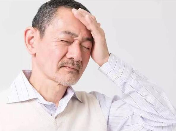 头晕是什么原因引起的（头晕是什么原因引起的 男性）