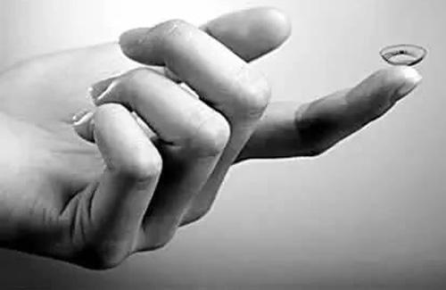 隐形眼镜一天最多戴几个小时 日抛隐形眼镜一天最多戴几个小时