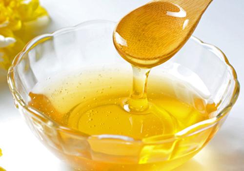 坐月子能吃蜂蜜吗 坐月子不能吃蜂蜜