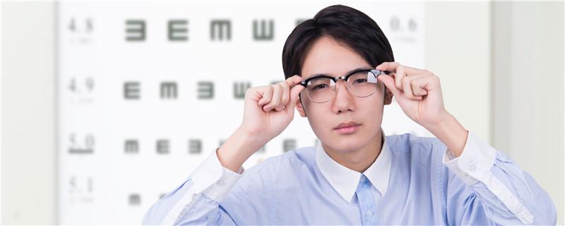 近视的成因有哪些（近视眼的成因有哪些?）