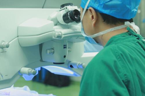 近视手术最佳年龄 近视手术最佳年龄是什么时候