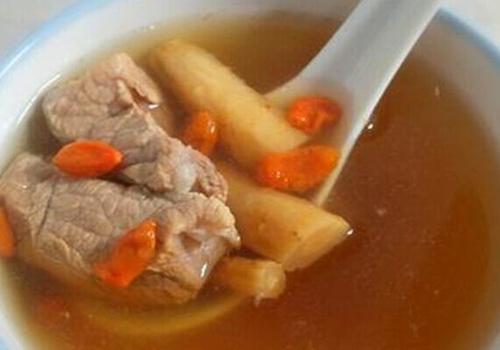 冬季腰疼吃什么好（腰疼吃啥好）