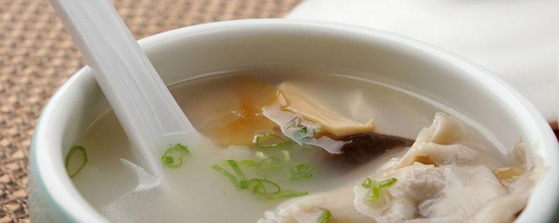 百合可以炖鸡吗 党参枸杞红枣百合可以炖鸡吗