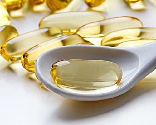 宝宝吃鱼肝油吃到多大（宝宝吃鱼肝油吃到多大?）