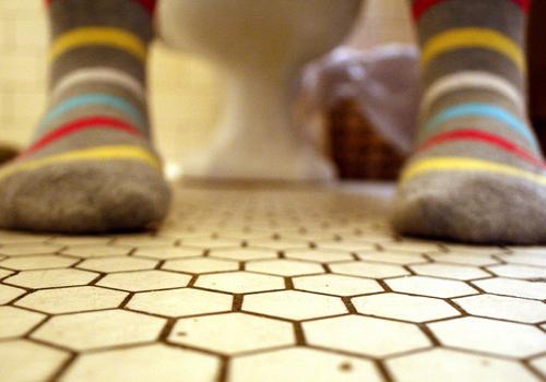 经常拉肚子是什么原因(经常拉肚子是什么原因怎么调理)