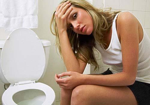 剖腹产后拉肚子是怎么回事（剖腹产完拉肚子是怎么回事）