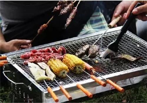 夏季食物中毒怎么办 夏天容易食物中毒的原因