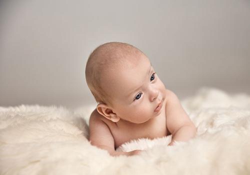 宝宝吹空调多少度适宜（宝宝吹空调多少度合适）