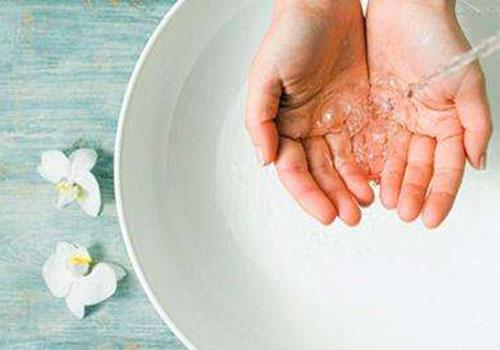 淘米水洗眼睛有好处吗（用淘米水洗眼睛好多眼屎）