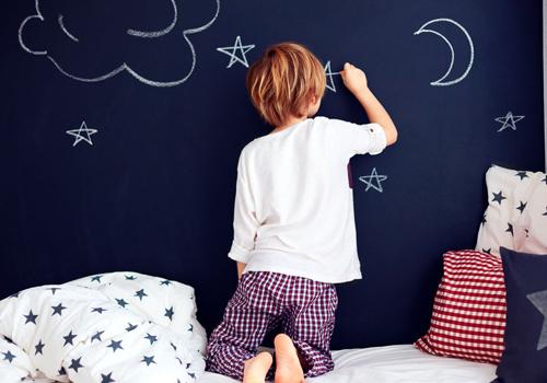 多动症与自闭症的区别（多动症也是自闭症的范畴吗）